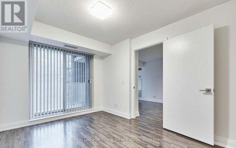 E402 - 555 WILSON AVENUE, Toronto (Clanton Park), Ontario, M3H5Y6