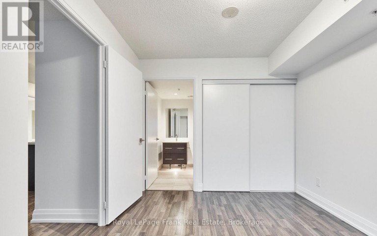 E402 - 555 WILSON AVENUE, Toronto (Clanton Park), Ontario, M3H5Y6