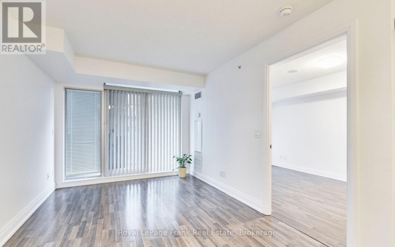 E402 - 555 WILSON AVENUE, Toronto (Clanton Park), Ontario, M3H5Y6