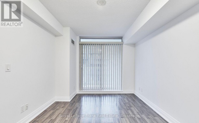 E402 - 555 WILSON AVENUE, Toronto (Clanton Park), Ontario, M3H5Y6