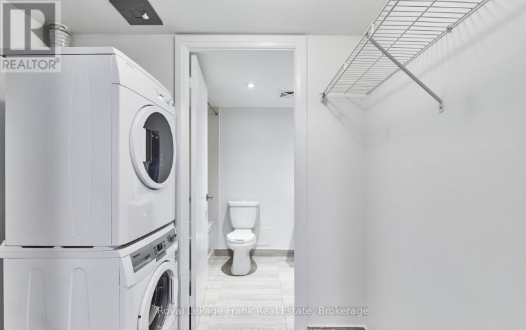 E402 - 555 WILSON AVENUE, Toronto (Clanton Park), Ontario, M3H5Y6