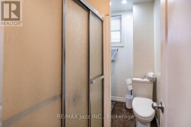 EAST - 97 ADELAIDE AVENUE E Oshawa (O'Neill) Ontario photo 21