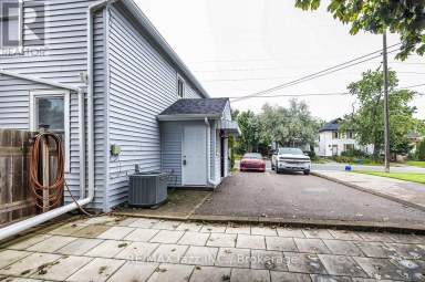 EAST - 97 ADELAIDE AVENUE E Oshawa (O'Neill) Ontario photo 5