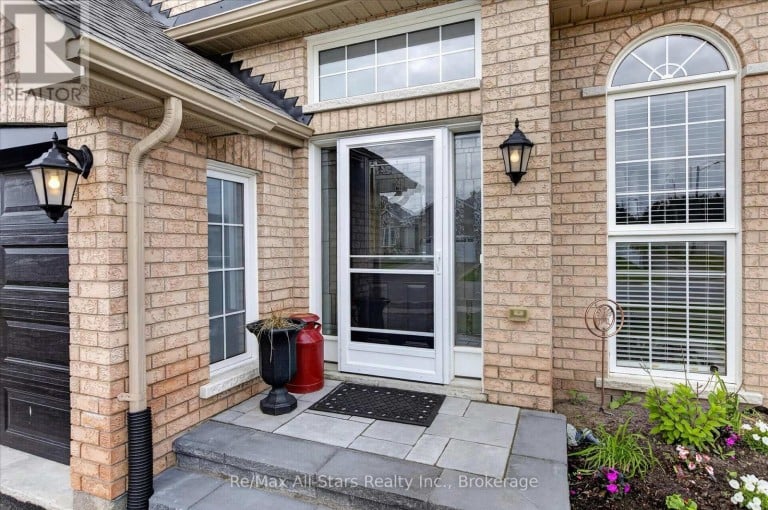 29 GUNSOLUS ROAD, Kawartha Lakes (Lindsay), Ontario, K9V0E4