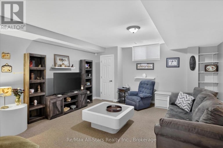 29 GUNSOLUS ROAD, Kawartha Lakes (Lindsay), Ontario, K9V0E4