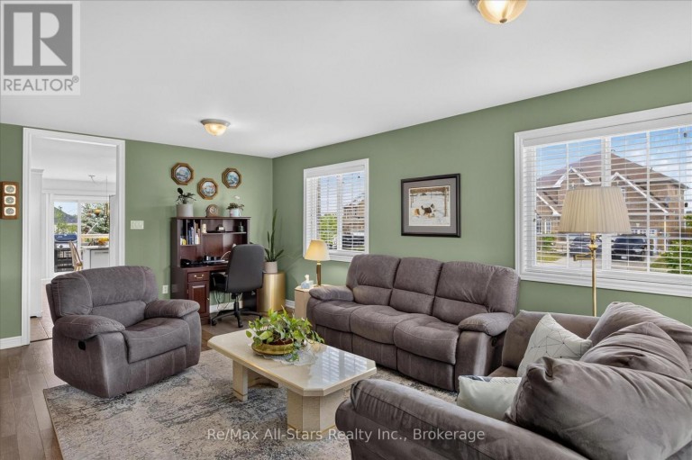 29 GUNSOLUS ROAD, Kawartha Lakes (Lindsay), Ontario, K9V0E4