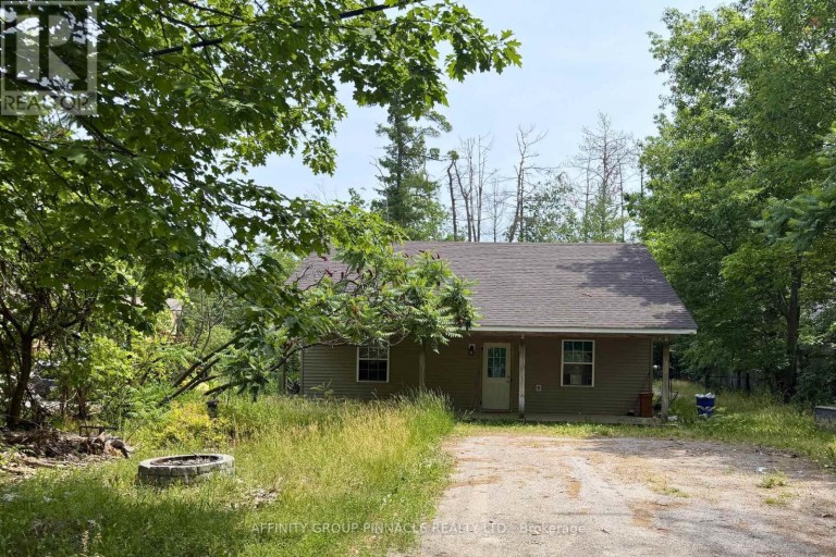 2 OAKWOOD DRIVE, Kawartha Lakes (Verulam), Ontario, K0M1N0