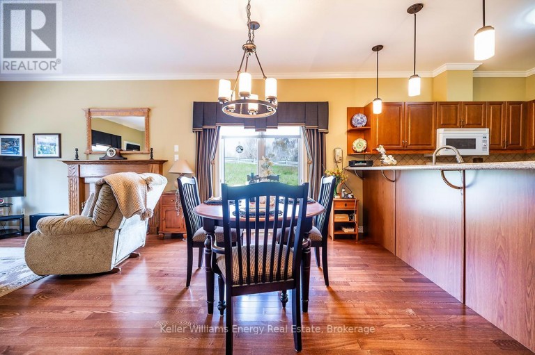 8 HINKLEY TRAIL, Clarington (Newcastle), Ontario, L1B1P4