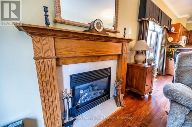 8 HINKLEY TRAIL Clarington (Newcastle) Ontario photo 19