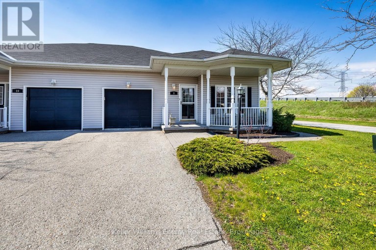 8 HINKLEY TRAIL, Clarington (Newcastle), Ontario, L1B1P4
