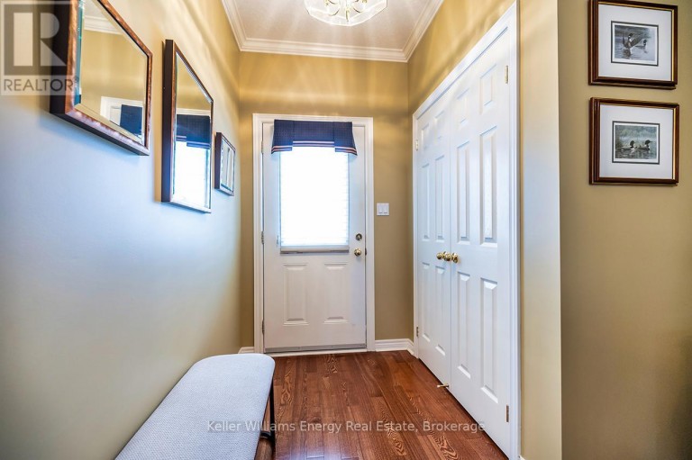 8 HINKLEY TRAIL, Clarington (Newcastle), Ontario, L1B1P4
