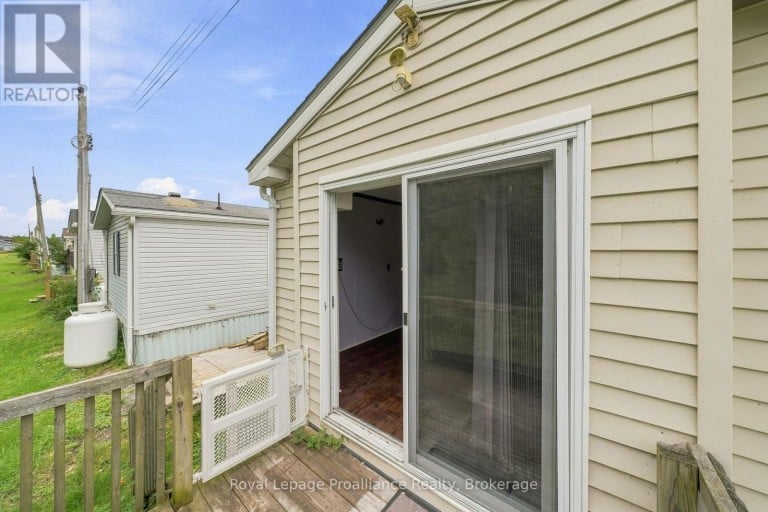 22 - 311 DUNDAS STREET E, Quinte West (Trenton Ward), Ontario, K8V3E4