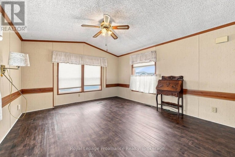 22 - 311 DUNDAS STREET E, Quinte West (Trenton Ward), Ontario, K8V3E4