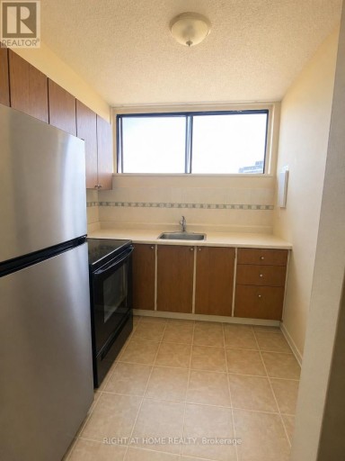 811 - 4673 JANE STREET, Toronto (Black Creek), Ontario, M3N2L1