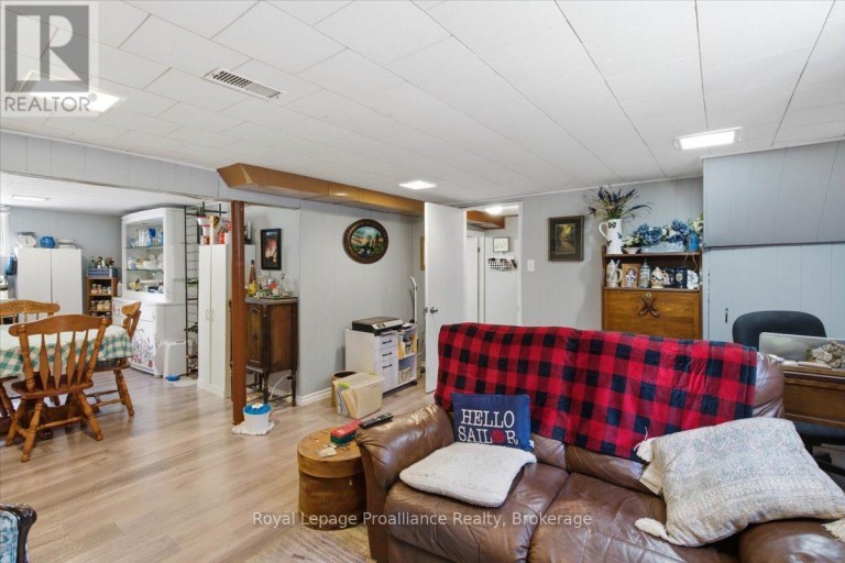 337 BRIDGE STREET E, Belleville (Belleville Ward), Ontario, K8N1P5