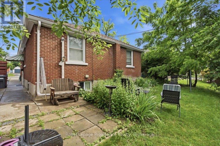 337 BRIDGE STREET E, Belleville (Belleville Ward), Ontario, K8N1P5
