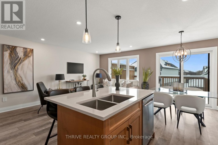 24 - 2261 LINKWAY BOULEVARD, London South (South A), Ontario, N6K0L4