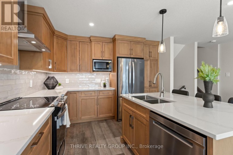 24 - 2261 LINKWAY BOULEVARD, London South (South A), Ontario, N6K0L4