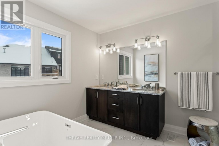 24 - 2261 LINKWAY BOULEVARD, London South (South A), Ontario, N6K0L4