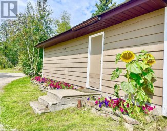 1207 594 HIGHWAY Kenora Remote Area (Oxdrift) Ontario photo 32