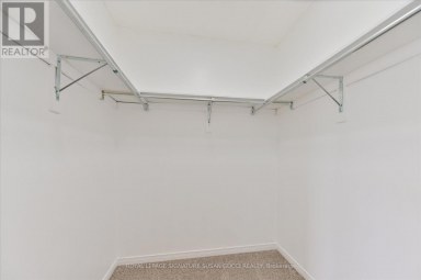 41 BLAIR STREET Toronto (O'Connor-Parkview) Ontario photo 12