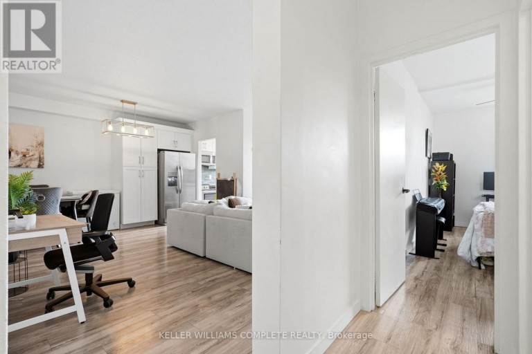 17 - 15 NICKLAUS DRIVE, Hamilton (Vincent), Ontario, L8K5J5