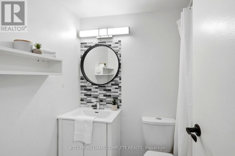 17 - 15 NICKLAUS DRIVE, Hamilton (Vincent), Ontario, L8K5J5