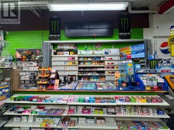 10 - 361 KING AVENUE E Clarington (Newcastle) Ontario photo 4