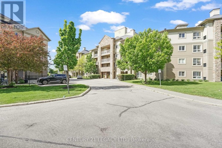 1307 - 8 DAYSPRING CIRCLE, Brampton (Goreway Drive Corridor), Ontario, L6P2Z7