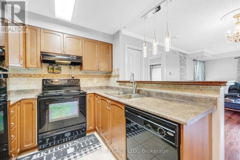 1307 - 8 DAYSPRING CIRCLE, Brampton (Goreway Drive Corridor), Ontario, L6P2Z7