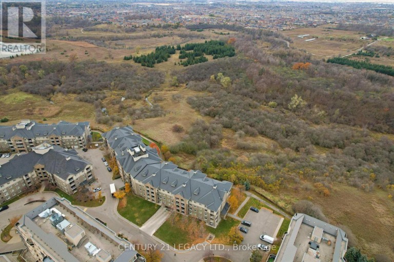 1307 - 8 DAYSPRING CIRCLE, Brampton (Goreway Drive Corridor), Ontario, L6P2Z7