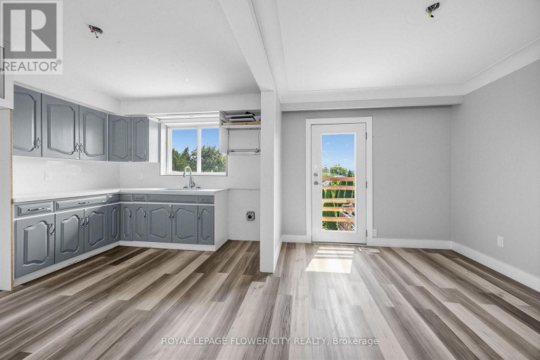 79 KIMBERLY DRIVE, Hamilton (Rosedale), Ontario, L8K4K7