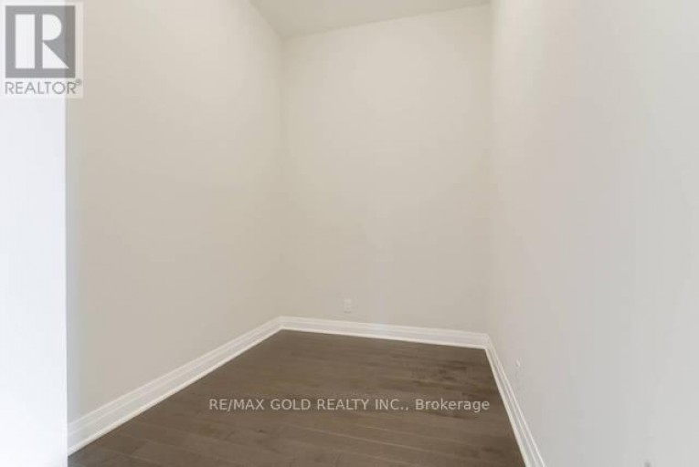 609 - 128 GROVEWOOD COMMON, Oakville (GO Glenorchy), Ontario, L6H0X3