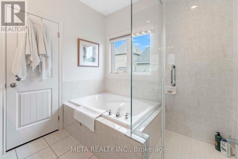 18 HUGHES STREET, Collingwood, Ontario, L9Y0W7