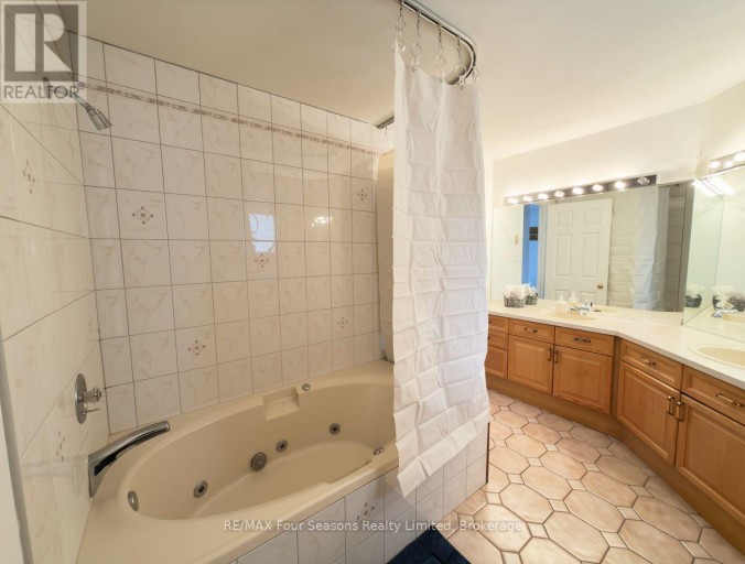 172 CARMICHAEL CRESCENT, Blue Mountains, Ontario, L9Y0R3