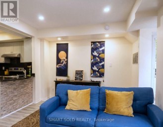 608 - 15 LAIDLAW STREET Toronto (South Parkdale) Ontario photo 5