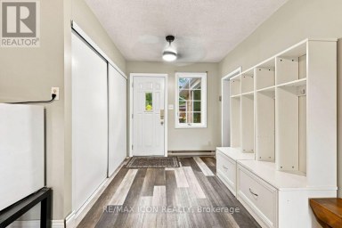 25 UPCOTT CRESCENT London South (South Y) Ontario photo 16