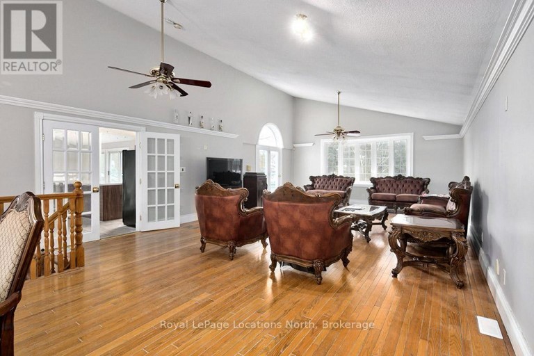 252 SWISS MEADOWS BOULEVARD, Blue Mountains, Ontario, N0H2E0