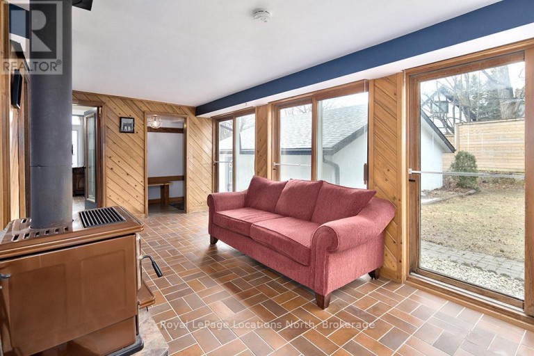 252 SWISS MEADOWS BOULEVARD, Blue Mountains, Ontario, N0H2E0