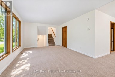 610 ST DAVID STREET S Centre Wellington (Fergus) Ontario photo 10