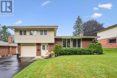 610 ST DAVID STREET S Centre Wellington (Fergus) Ontario photo 2