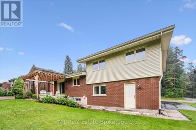 610 ST DAVID STREET S Centre Wellington (Fergus) Ontario photo 26