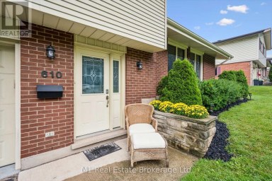 610 ST DAVID STREET S Centre Wellington (Fergus) Ontario photo 3