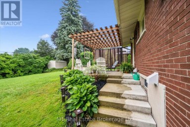 610 ST DAVID STREET S Centre Wellington (Fergus) Ontario photo 41