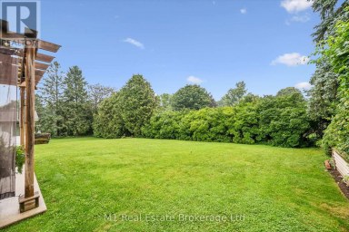 610 ST DAVID STREET S Centre Wellington (Fergus) Ontario photo 44