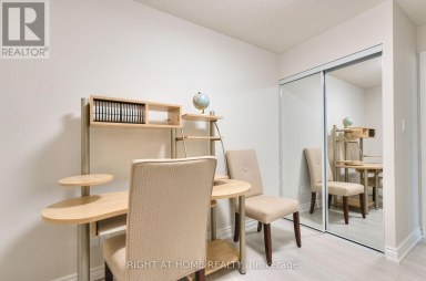 215 - 3181 BAYVIEW AVENUE Toronto (Bayview Woods-Steeles) Ontario photo 18