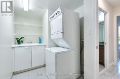 215 - 3181 BAYVIEW AVENUE Toronto (Bayview Woods-Steeles) Ontario photo 21