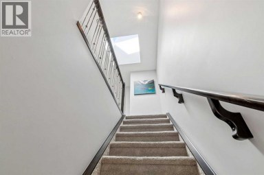 1443 40 Street SW Calgary Alberta photo 14