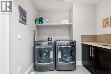 1443 40 Street SW Calgary Alberta photo 25
