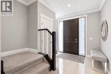 1443 40 Street SW Calgary Alberta photo 3